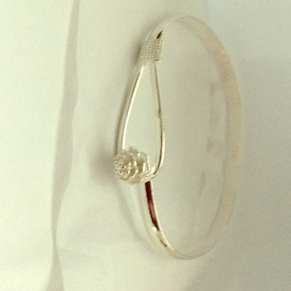 Beautiful Serling silver rose bracelet